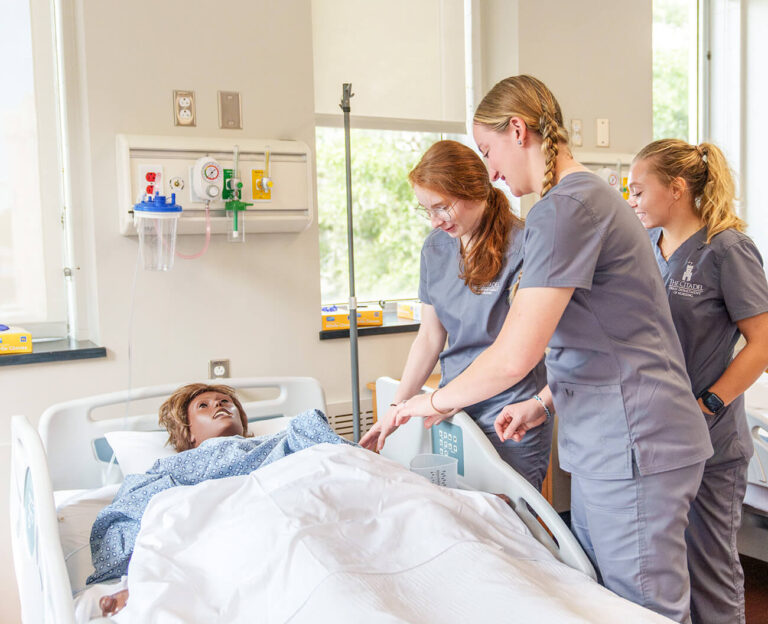 20230921_Nursing-Lab__0053