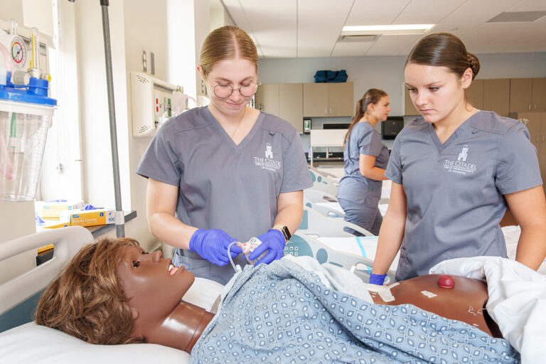 20230921_Nursing-Lab__0116